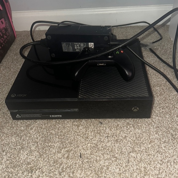 Xbox One & Additional Physical and Digital Games